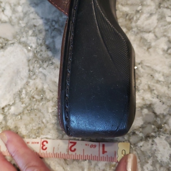 Clarks Daffodil brown leather slip on clog in brown - Picture 10 of 11